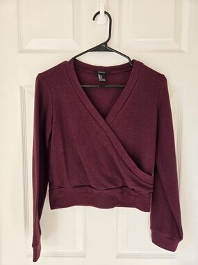 Forever 21 Women's Burgundy Wrap-Style Cropped Long Sleeve Small